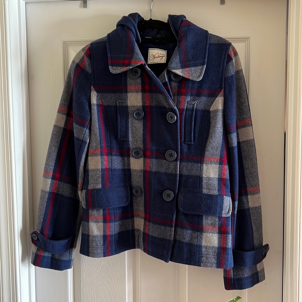 NEVER WORN BEFORE HERITAGE PLAID COAT! Perfect for fall/winter!